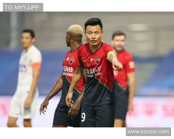 足球场上的风云人物帅气瞬间精彩剪辑合集 足球场上的风云人物帅气瞬间精彩剪辑合集