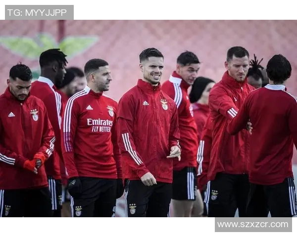 足球明星换镜瞬间真实呈现背后的故事与情感揭秘 足球明星换镜瞬间真实呈现背后的故事与情感揭秘